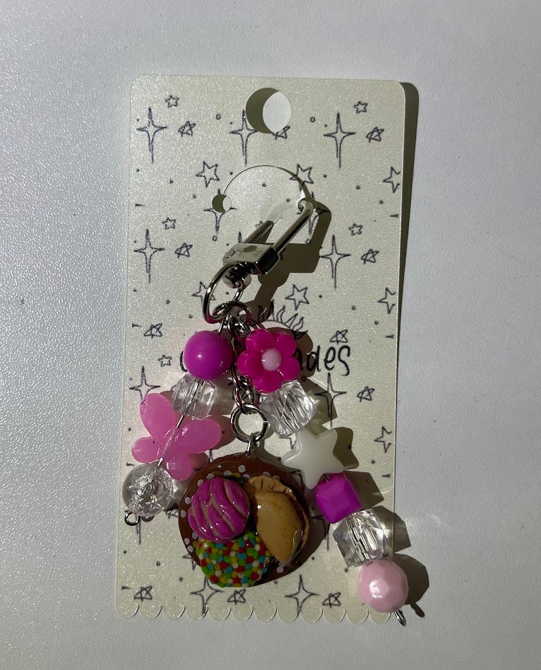 PAN DULCE POLYMER CLAY KEYCHAIN