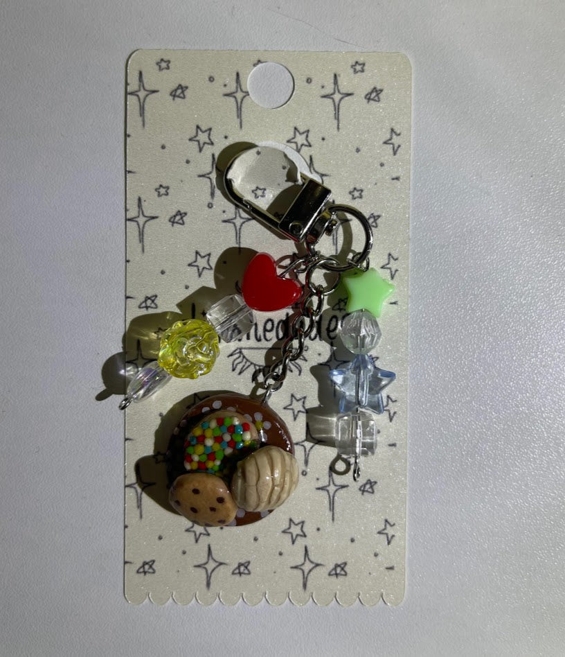 PAN DULCE POLYMER CLAY KEYCHAIN