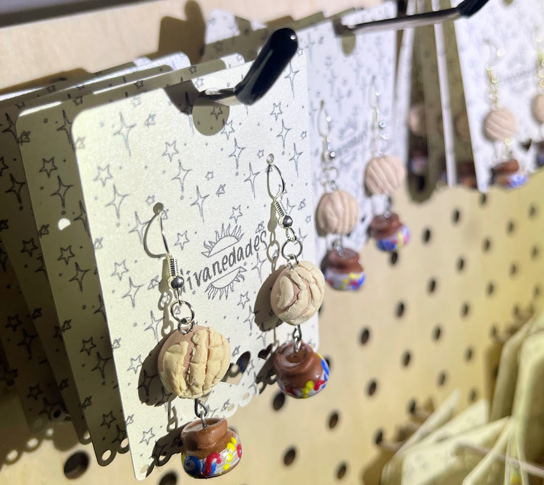 SILVER - HYPOALLERGENIC CONCHA EARRINGS